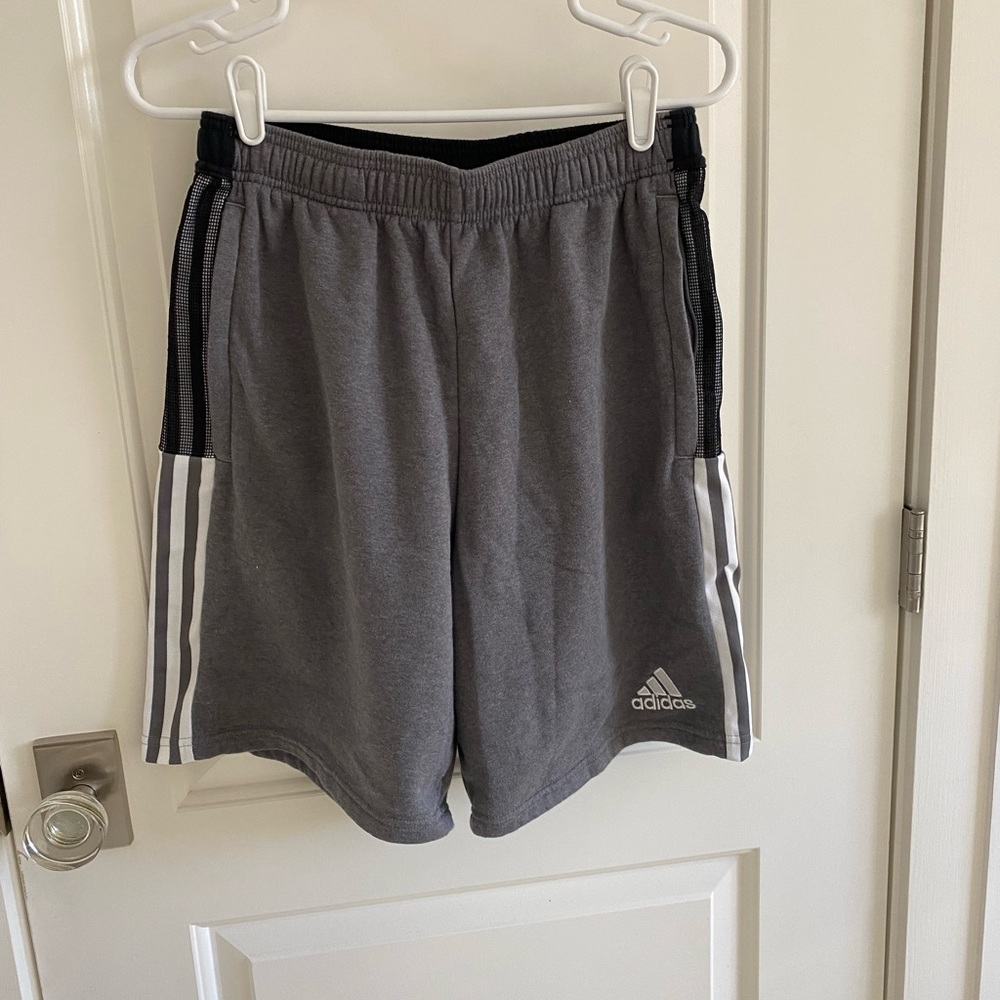 Men’s Adidas athletic shorts size M